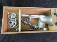 UNIVERSAL MEAT GRINDER IN WOODEN BOX