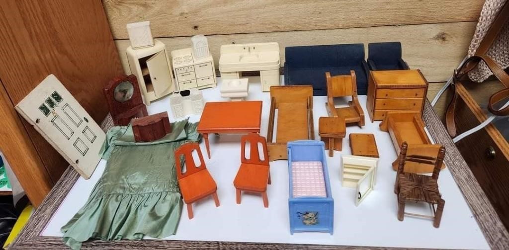 Vintage Dollhouse Miniature Furniture