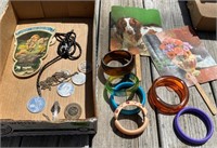 Bracelets, Fans & Collectibles