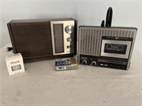 Vintage Panasonic AM/FM radio and GE tape