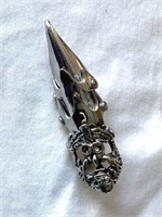 Finger Claw Ring with Skull