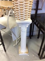 White plant pedestal