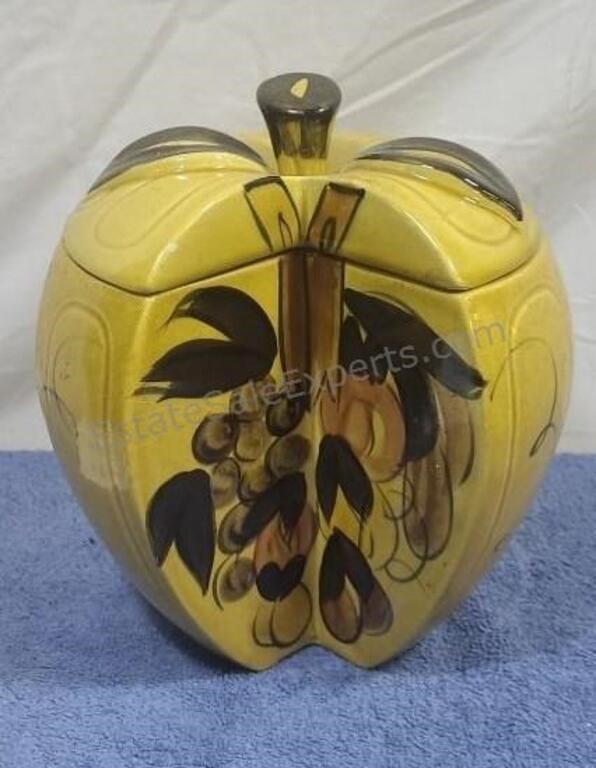 Mid-century Los Angeles Potteries cookie jar.