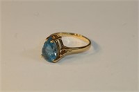 14K Blue Topaz pear ring, size 8.25, 3.7g