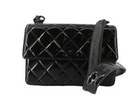 CHANEL Matlasse Enamel Shoulder Bag