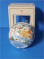 VINTAGE AMBASSADOR1980 CHRISTMAS ORNAMENT IN BOX