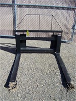 Quick attach Skid steer forks