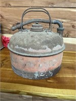 VINTAGE EAGLE METAL GAS CAN