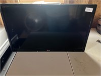 LG TV 29" NO CORDS