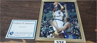 KOBE BRYANT SIGNED 8 X 10 PHOTO, WITH COA