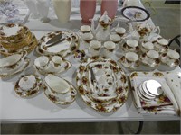 APPROX.65PC ROYAL ALBERT "OLD COUNTRY ROSES" CHINA