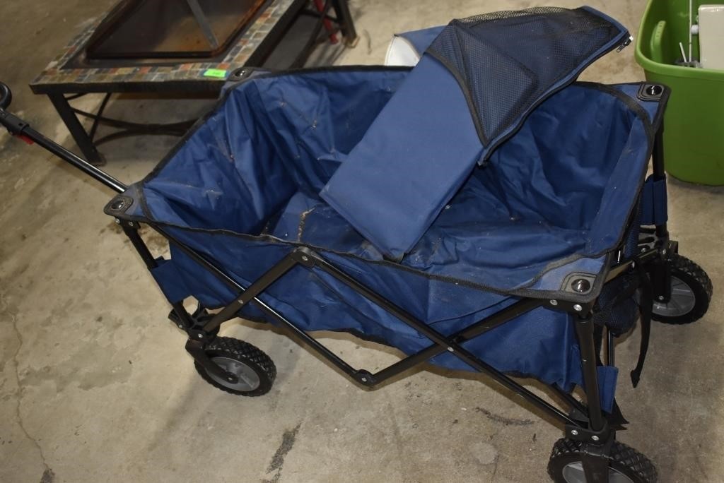 Folding Travel Cart - Needs Cleaning