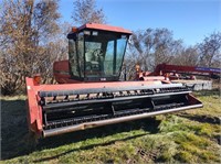 Case International 8830 Swather