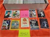 351 - BOX OF MIXED BASEBALL TRADING CARDS (A180)