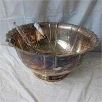 Silver bowl and utensils
