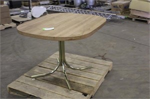 Table Approx 42"x36"x29"