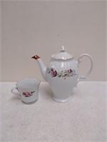 Decorative teapot with cup