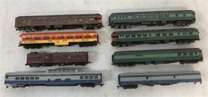 lot of 8 HO Train Cars & Engine Rivarossi, other