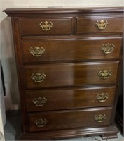 Vintage 5 drawer dresser; 36x19x47