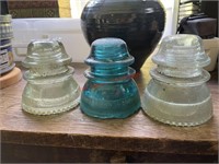 3 Insulators (Living Room)