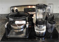 Lot #3556 - Qty of small kitchen appliances:
