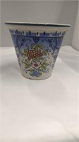 Small Porcelain Decorative Pot