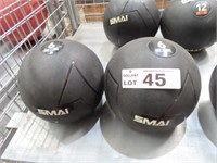 2 x Smai 6kg Medicine Balls