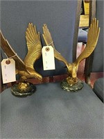 Pair of heavy metal eagles with marble base