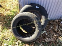 Metal rim w/2 tires
