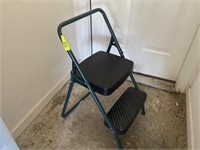 Step stool-foldable