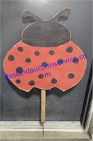 Wooden Ladybug Yard Pick (45”)