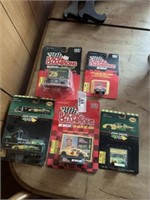 4 Small Die-Cast Replicas