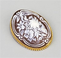 18K Gold Floral Cameo Brooch & Pendant.