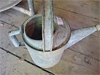 Galvanized watering can 17"