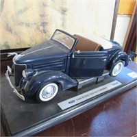DIECAST 1936 FORD CABROILET - 1/18TH SCALE