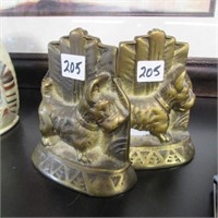 PR OF METAL DOG BOOKENDS  5" X 4 1/2"