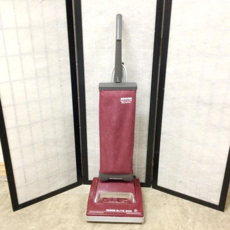 Hoover Elite 600 Upright Vacuum