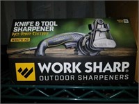 Knife tool sharpener
