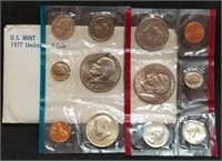 1977 US Double Mint Set in Envelope, With Ikes