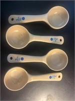 New Commercial serving spoons 3oz