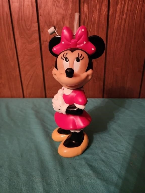 11" plastic Minnie Mouse cup