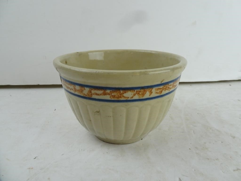 6" Antique Red Wing Pottery Stoneware Bowl