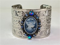 Large Costume "Gorgeous" Cameo Cuff