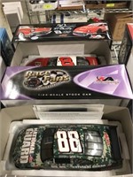 2PC ACTION RACING CARS