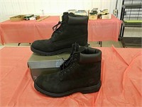 New Timberland men's basic black boots, size 13,