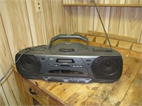 RCA Radio / Tape CD Player