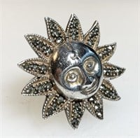 Large sterling silver sun ring w/marcasite rays
