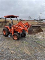 Kubota L35 Tractor w/ Front end loader