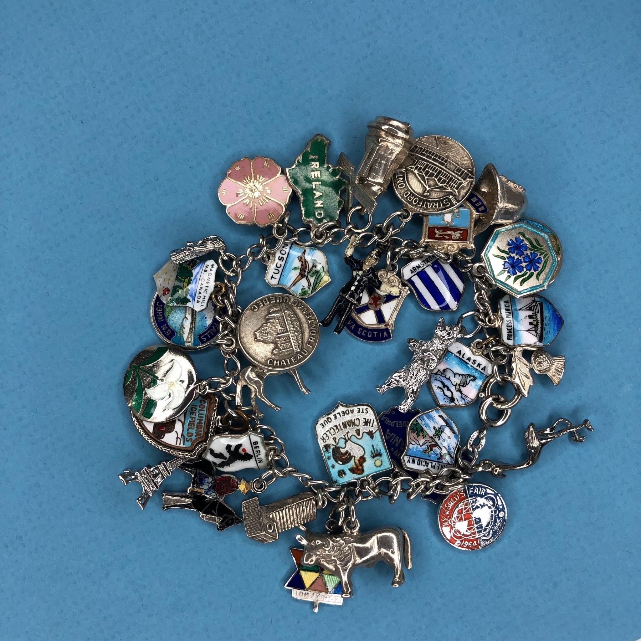 VINTAGE STERLING CHARMS BRACELET