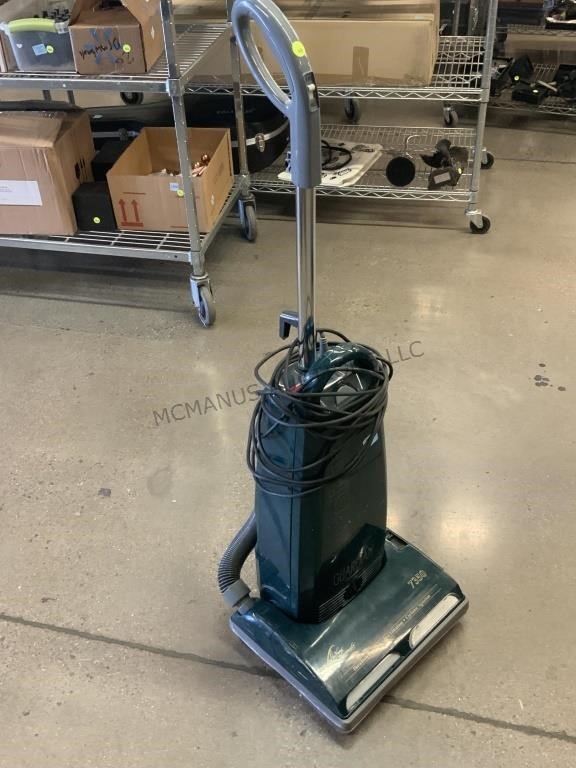 Guardian 7350 Vacuum